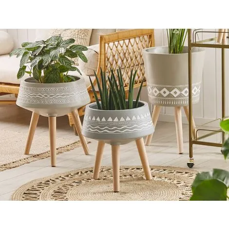 Beliani Flower Pot Wooden Stand Light Grey Magnesium Round Inlaid Motif Weira 4 Beliani Flower Pot Wooden Stand Light Grey Magnesium Round Inlaid Motif Weira - Image 2