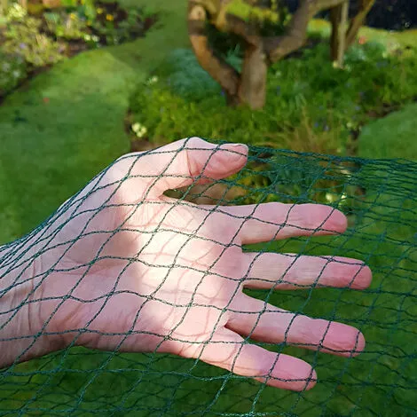GARDENSKILL Bird Netting – 8m Width X 5m Length 4 GARDENSKILL Bird Netting – 8m Width X 5m Length - Image 2