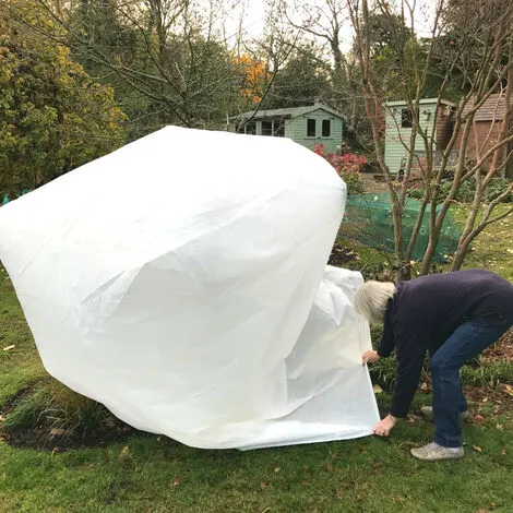 GARDENSKILL Ultimate Protection Garden Fleece Frost Cover For Plants, Trees & Shrubs – 1.35m X 2m X 2m High 5 GARDENSKILL Ultimate Protection Garden Fleece Frost Cover For Plants, Trees & Shrubs – 1.35m X 2m X 2m High - Image 3